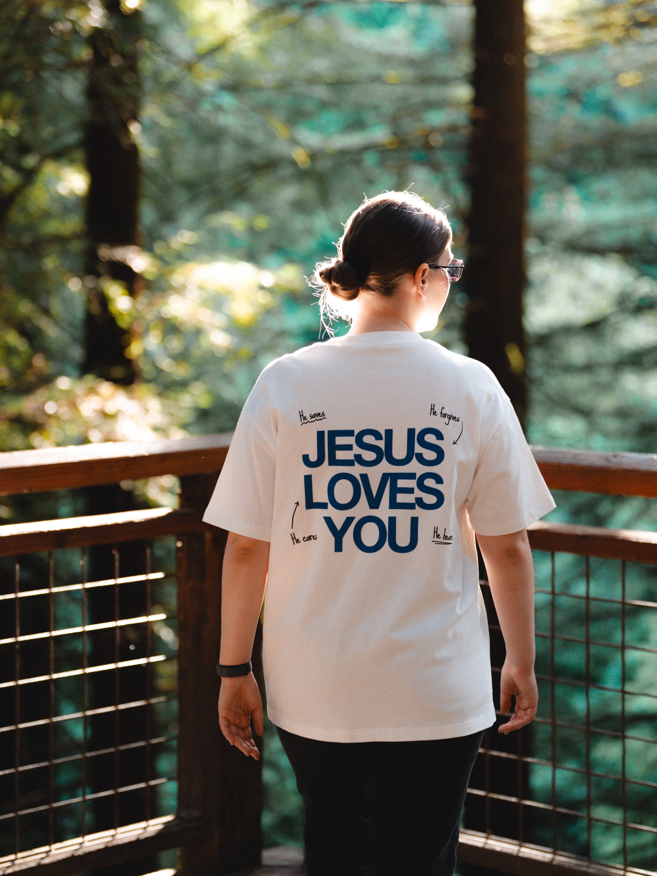 JESUS LOVES YOU UNISEX TEE – Mercy Note